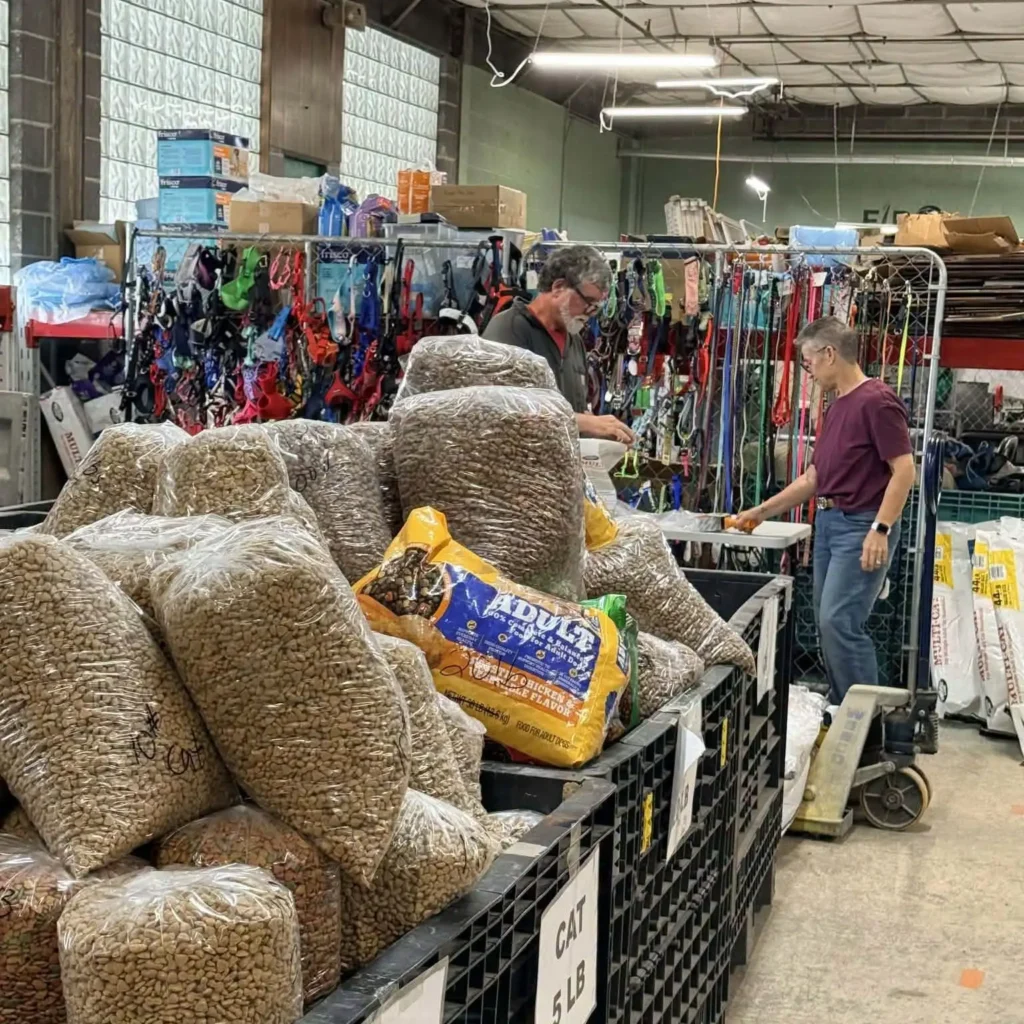 INC FIDO Pet Food Pantry